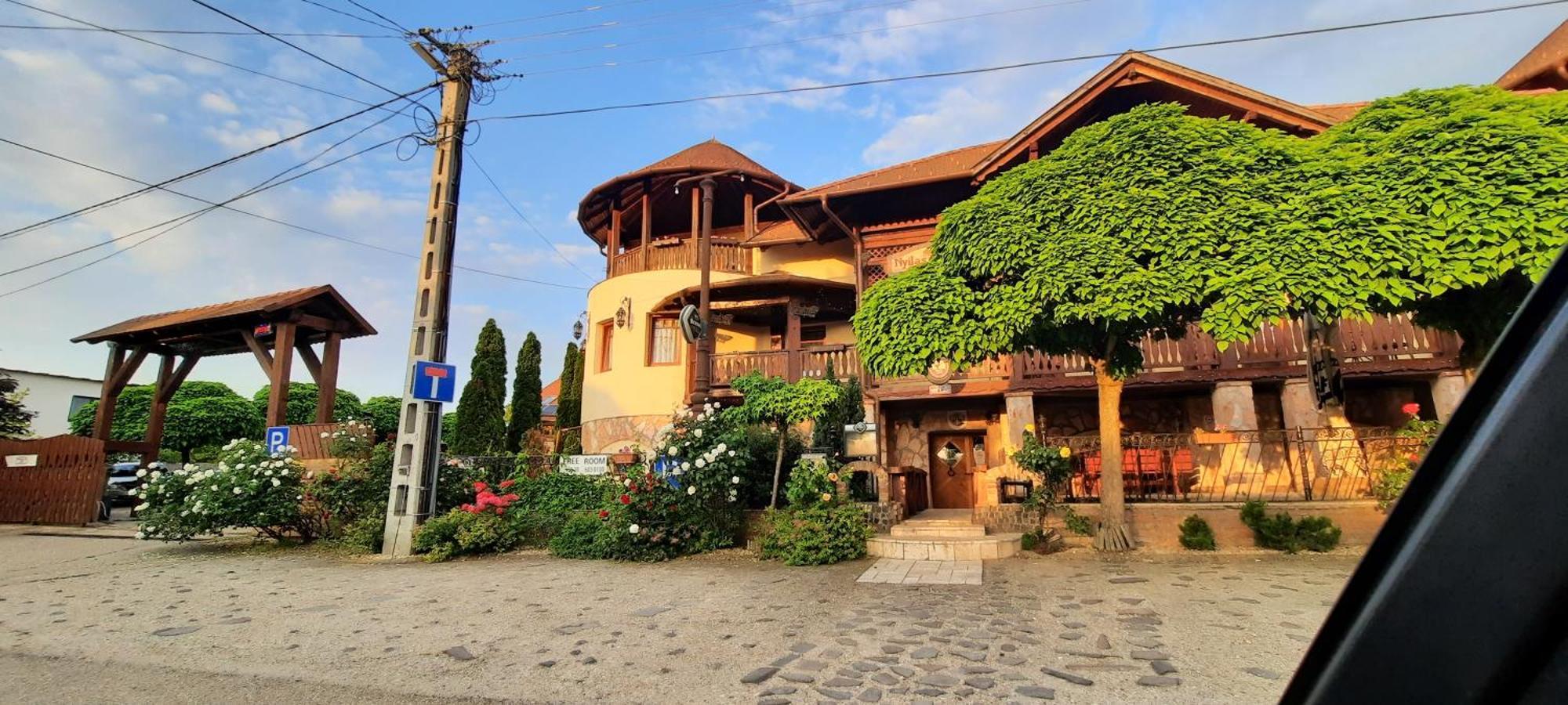 Castle Wellness Resort Sosto Nyíregyháza 외부 사진